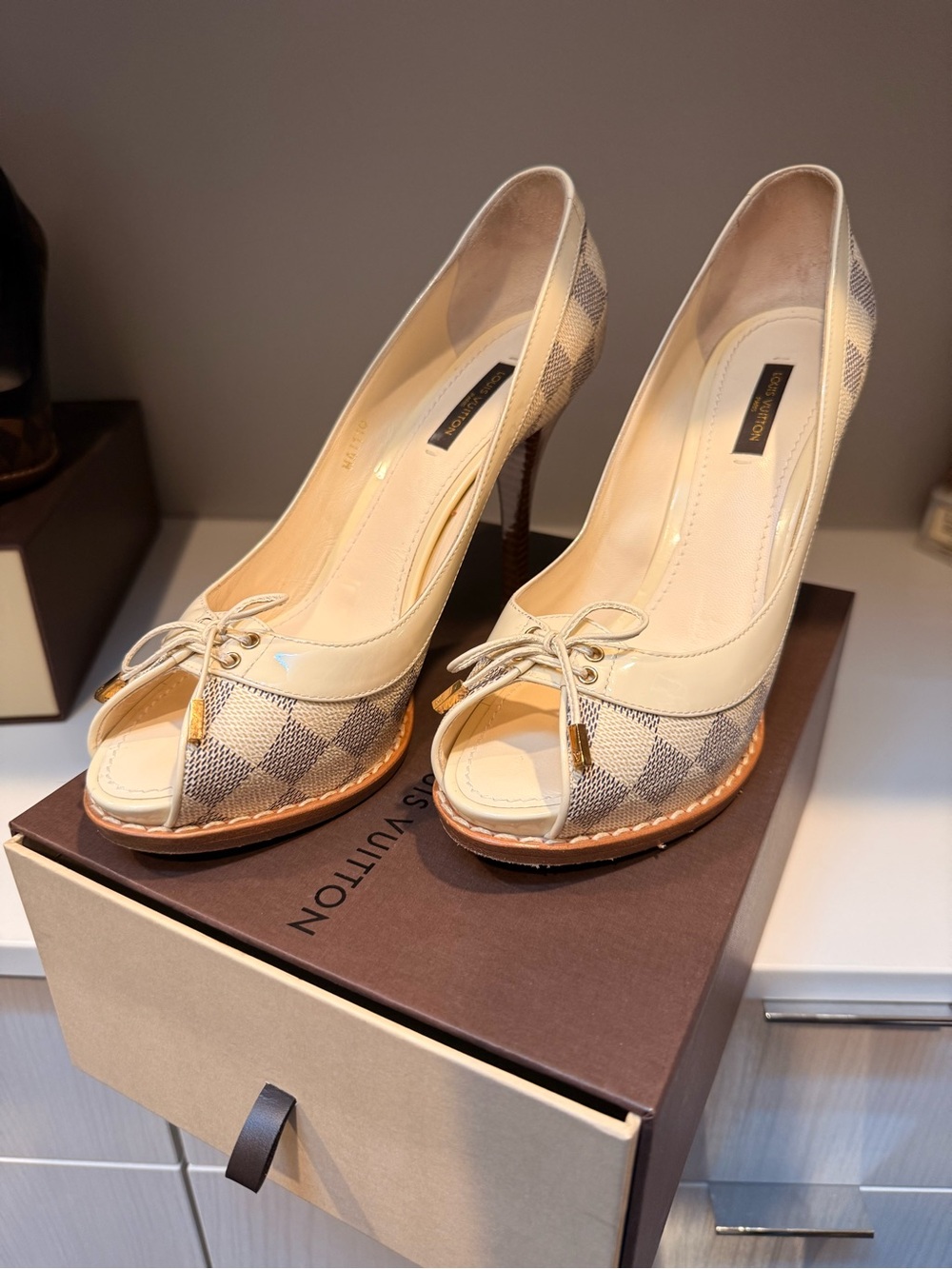 Louis Vuitton Damier Azur Palm Beach Open Toe Pump 39
